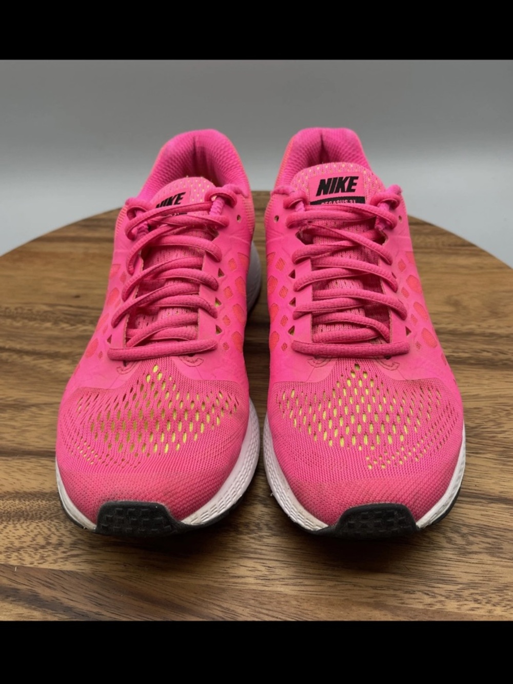 Nike Womens Air Zoom Pegasus 31 Hot Pink Running Walking Gym Shoes Sneakers 8.5
